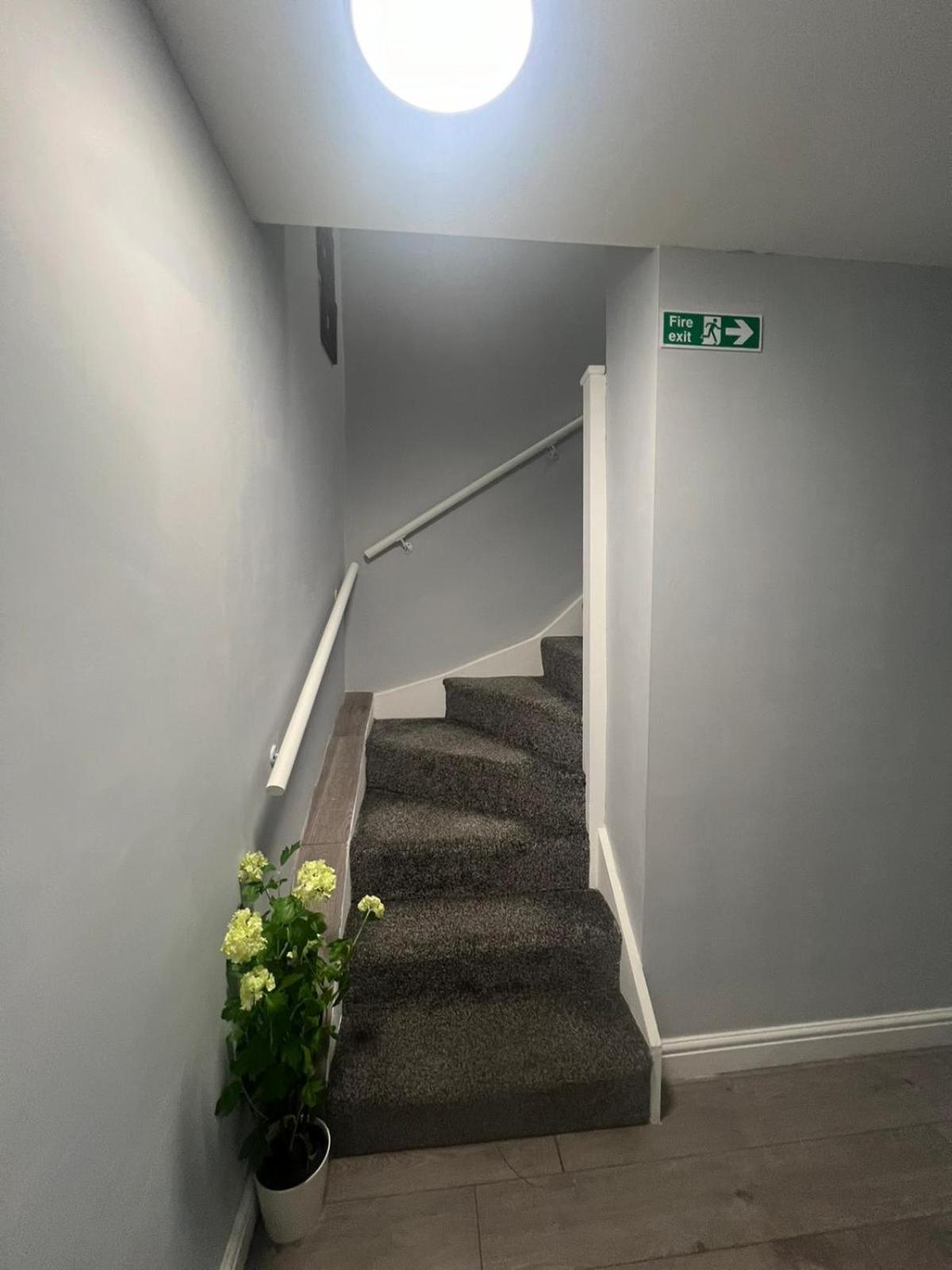 Luxury In Luxury Out Apartment Nottingham Bagian luar foto