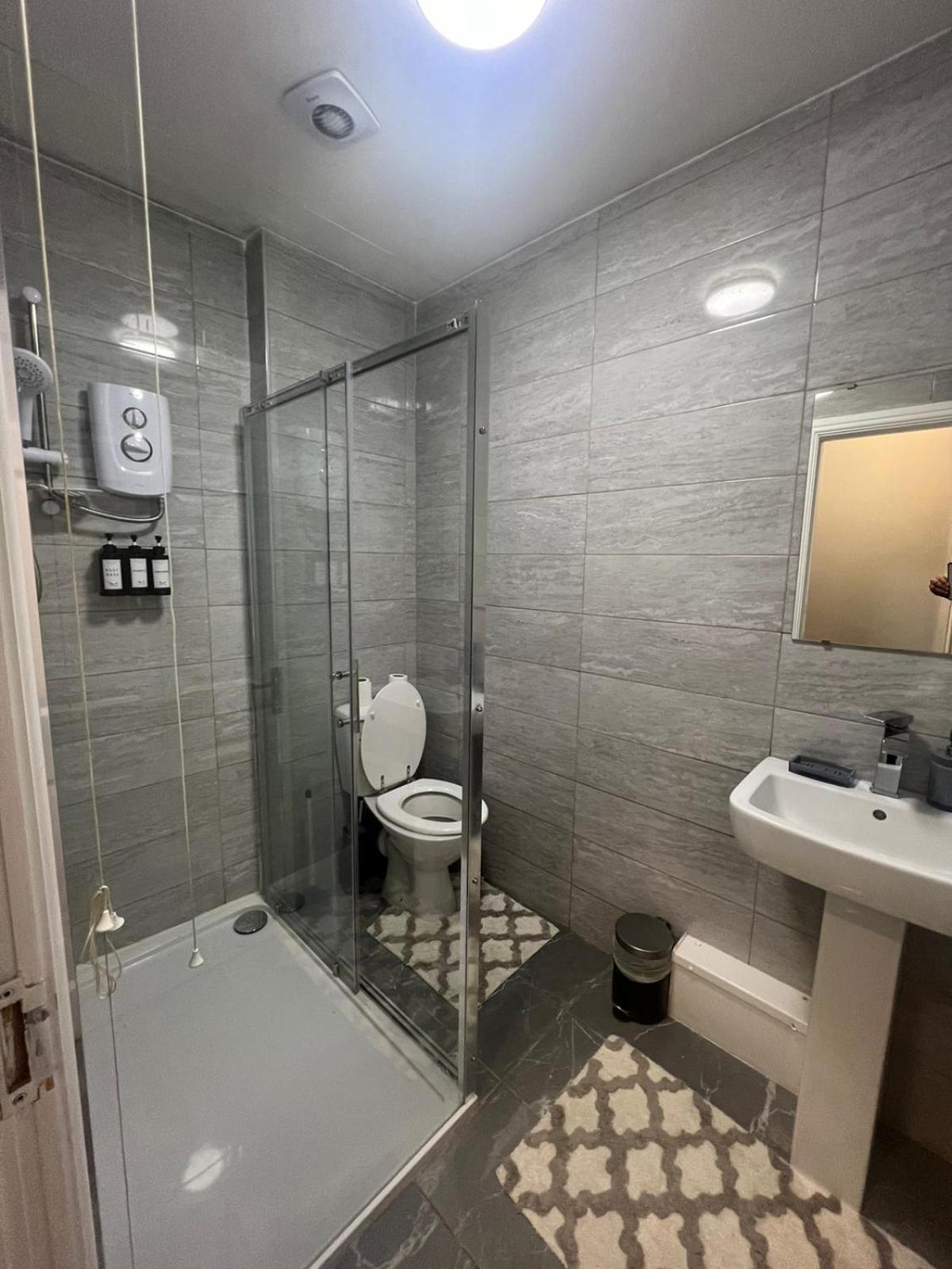 Luxury In Luxury Out Apartment Nottingham Bagian luar foto